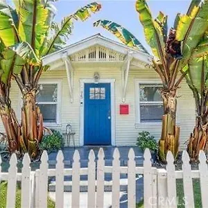  Holiday home Lbc Paradise